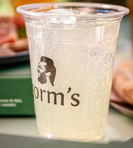 Valgfri surdejspizza til frokost hos @GORMs i Tivoli Food Hall