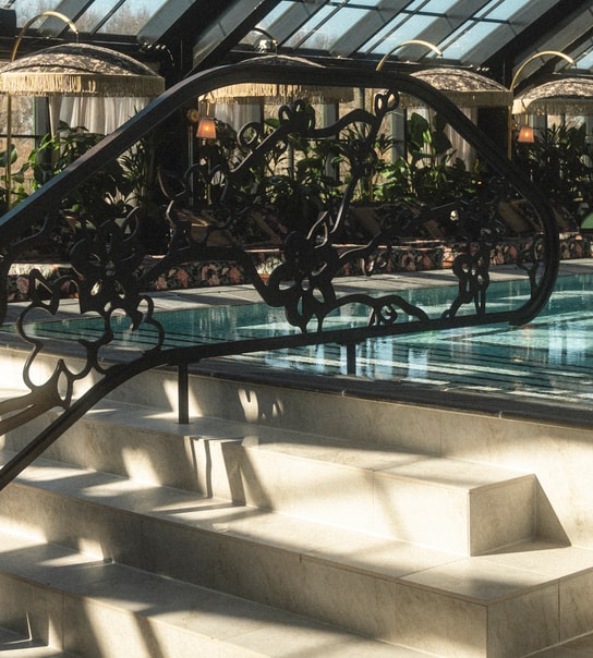 Pool Club & Lunch - Rox Resort