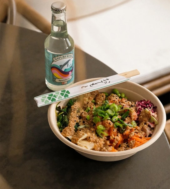 Valgfri Signature Poké Bowl @ Maui Poke - Hawaiianske Bowls Fyldt med Friskhed!
