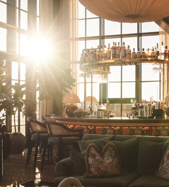 The Birdcage Hour @ Rox Resort