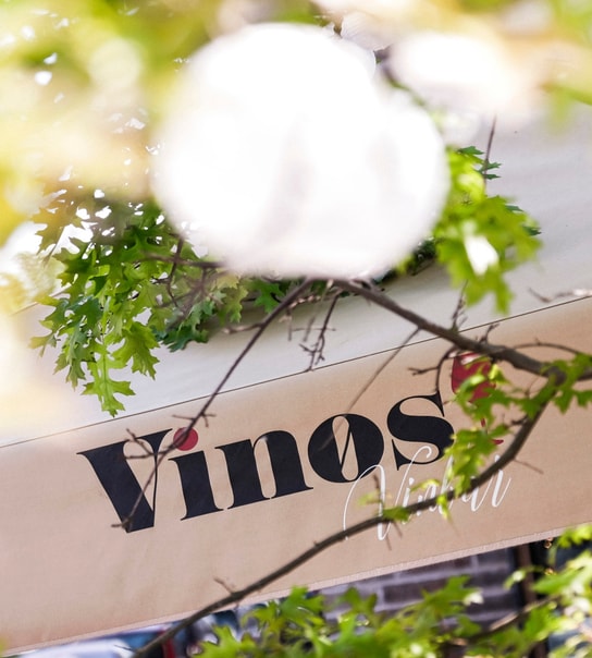 Månedens Menu @ Vinøs - Valgfri 3-Retters På Den Hyggelige Vinbar
