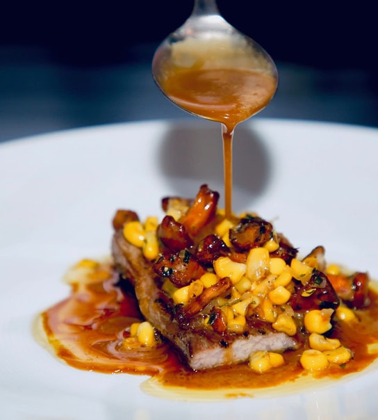 Sommermenu hos Restaurant Rebel - Anbefalet i Michelin-guiden på 13. år