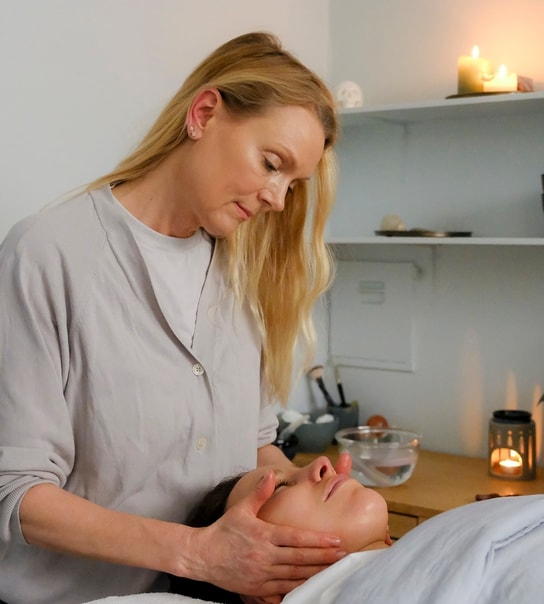 Ansigtsbehandlinger - AM Beauty Care