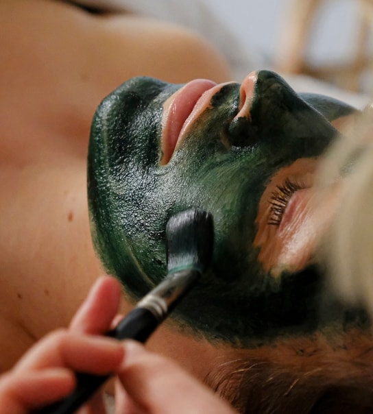 Ansigtsbehandlinger - AM Beauty Care