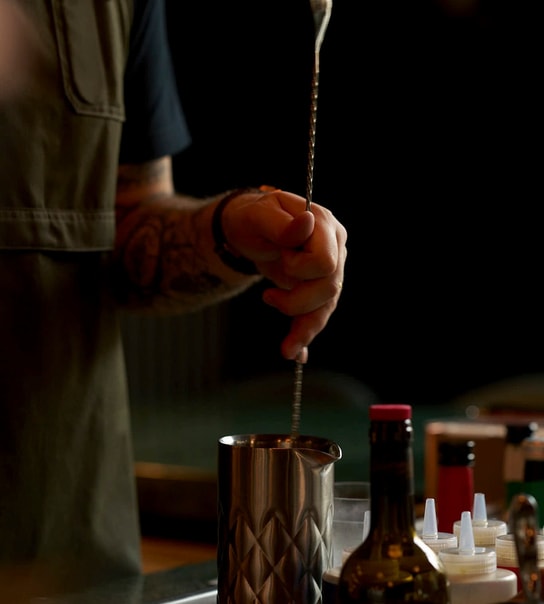 2 Cocktails @ Rendezvous Bar - Besøg Den Ikoniske Bygning Bag Rundetårn