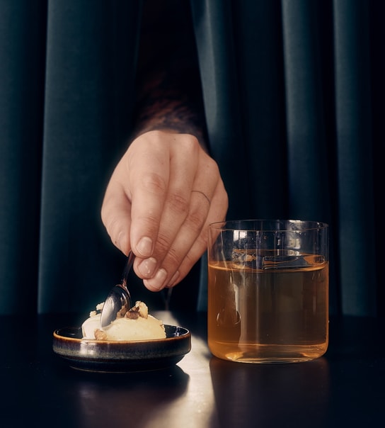 2 Cocktails @ Rendezvous Bar - Besøg Den Ikoniske Bygning Bag Rundetårn