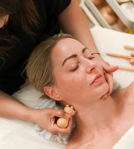 Ansigts Maderoterapi og -Massage