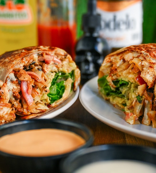 Valgfri Burrito + Salsa - Poco Picante