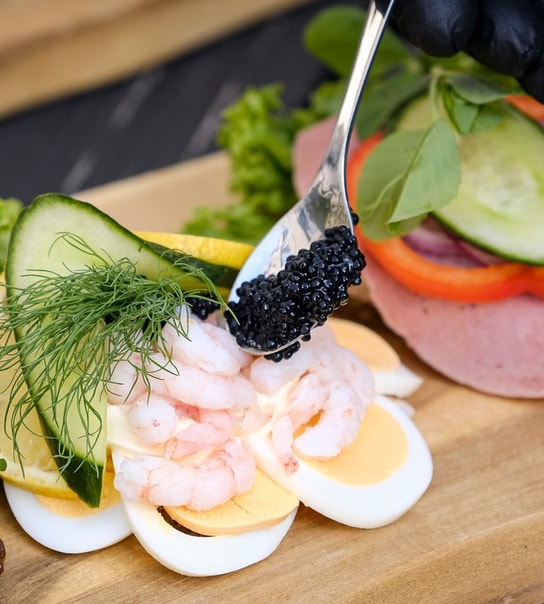 Højbelagte smørrebrød - skarp pris hos Kejserindens Gryder