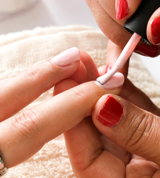 Manicure/Pedicure med CND Shellac
