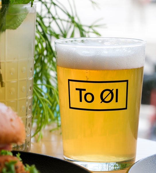 Valgfri AftenCombo @ Social Brew - Klassiske Burgers & Knasende Favoritter
