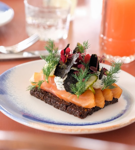2 stk. Valgfri Smørrebrød på Odette