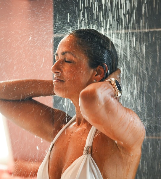Forkæl dig selv med afslappende massage og spa på Bella Sky