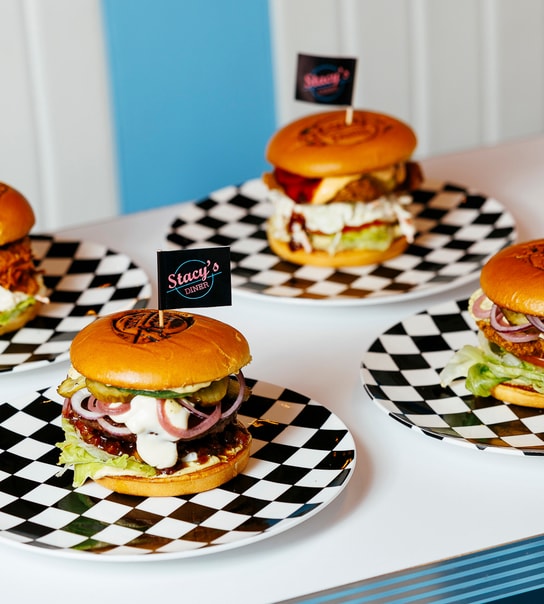 Greasy Burgermenu - Stacy's Diner