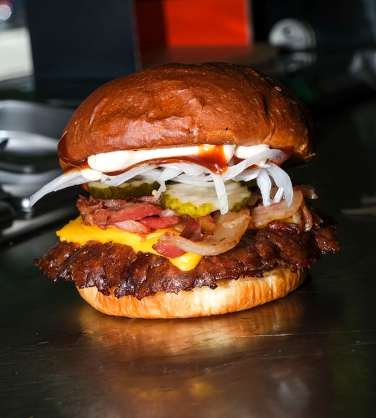Smashburger + crispers valgfri dip @ Hill’s Grill – Streetfood Fra Grillen