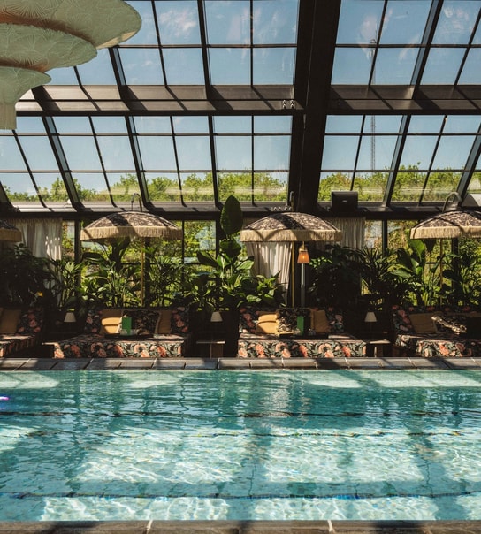 Getaway på Rox Resort: Pool Club, cocktail og snacks