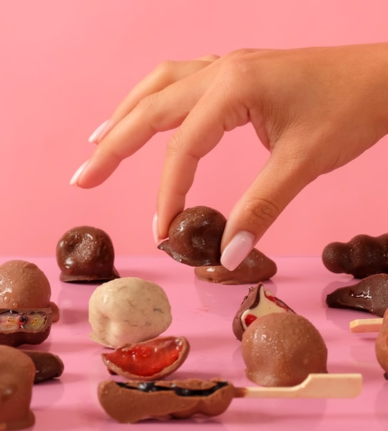 NYHED: Håndlavede chokoladebær fra Velvet Berries