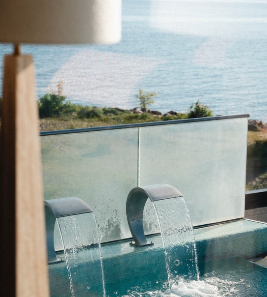 2-retters middag og Pool Club - Marienlyst Strandhotel