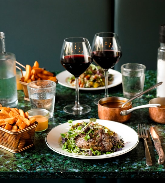 Steak & Fries @ Carlsberg Byens Darling - Alexanders Bistro
