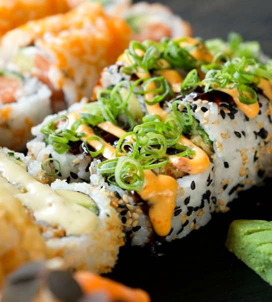 Fejr Sushi2500's 20 års fødselsdag med en ekstra lækker menu