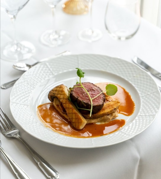 Ophold & Gourmetmiddag på Villa Brunnby