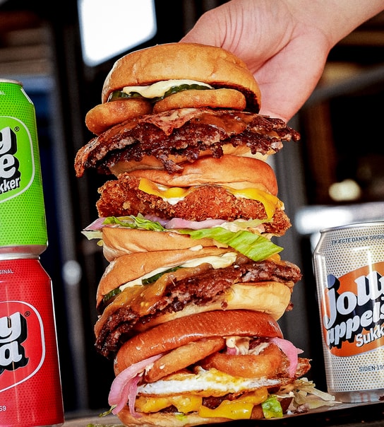 Valgfri Burger + Jolly Sodavand @ Pops Diner - Byens Bedste Burger under Buen