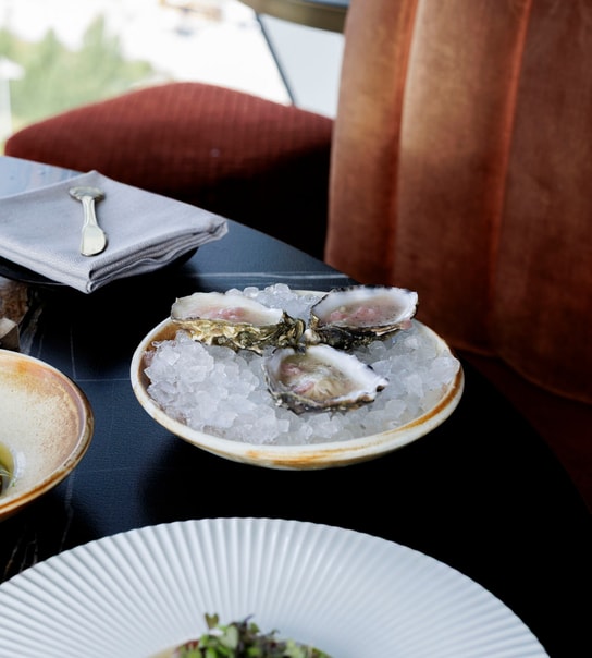 6-Retters Aftenmenu - Oplev "Rejsen" på SUKAIBA
