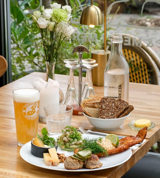 Frokostplatte hos Frederiksberg Rådhuskælder