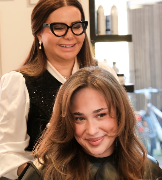 Klip/Farve hos Fusion Hair By Tina