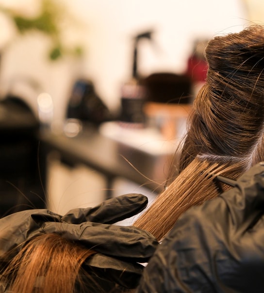 Klip/Farve hos Fusion Hair By Tina