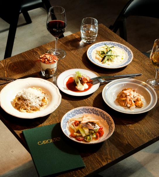 6 Retters Italiensk Tastingmenu - En Aften hos Caronte
