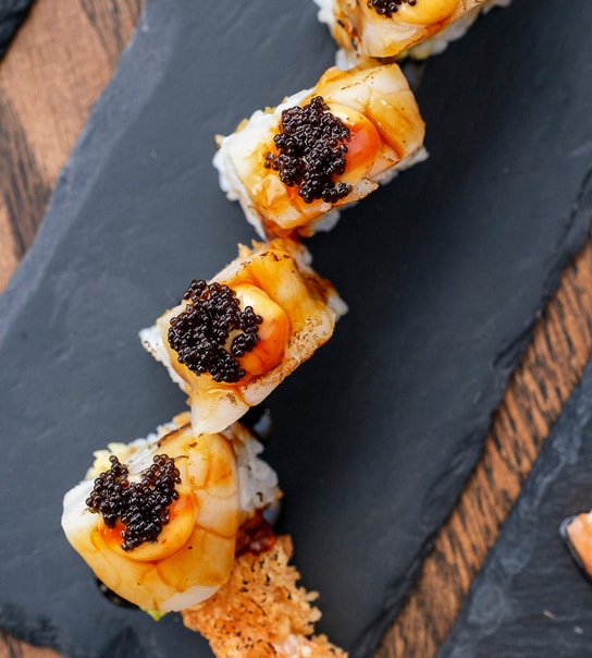 Gourmet & Uramaki Tasty Mix @ Sushi Lovers - Gælder alle 4 lokationer!