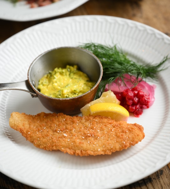 Oplev Strandmøllekroens Julebord - Højtidelig Menu i Stemningsfyldte Omgivelser!
