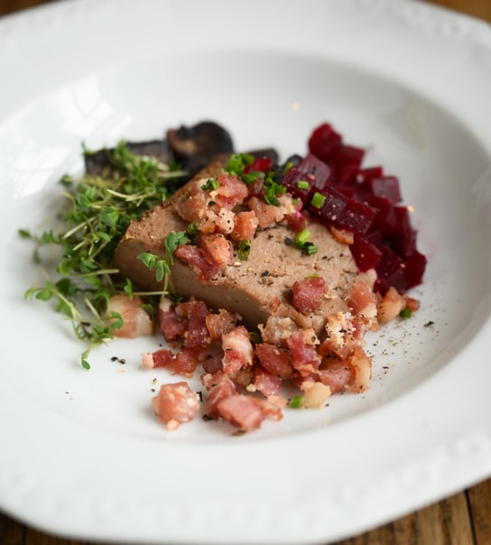 Oplev Strandmøllekroens Julebord - Højtidelig Menu i Stemningsfyldte Omgivelser!