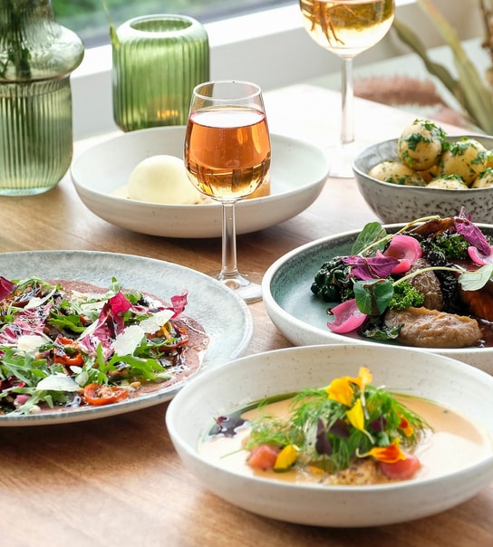 4-retters aftenmenu på Restaurant Charlottenlund Fort