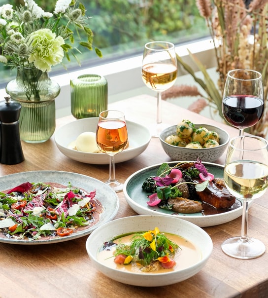 4-retters tastingmenu på Restaurant Charlottenlund Fort