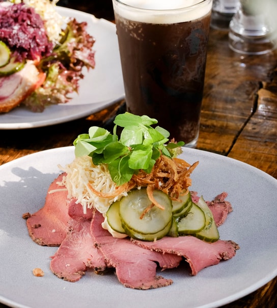 2 Valgfri Stykker Smørrebrød - Madhuset Dragør