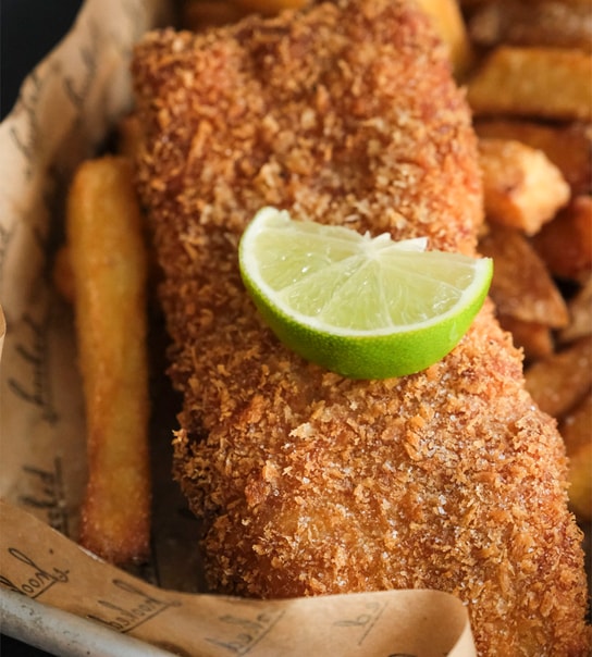 Fish & Chips + Valgfri Drik @ Hooked - Fisk uden fine fornemmelser!