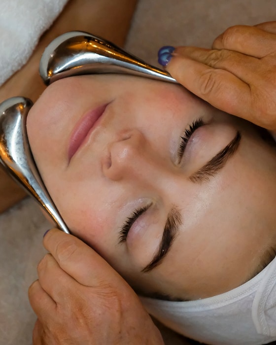 Luksus Ansigtsbehandling hos HNG HAIRCONCEPT