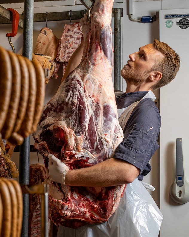 Opgrader julebordet med de saftige Andepølser fra Slagter Friis | Spar 30% billede 3