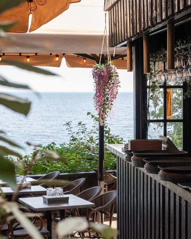 Sommerfrokost på Strandmøllekroen i Klampenborg - Fyldt med Solskin og Kærlighed billede 4