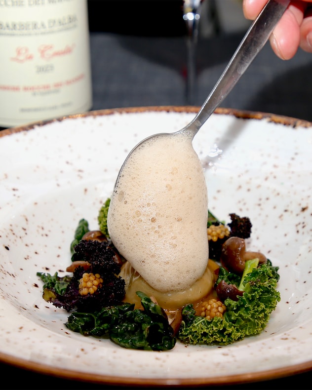 Forårsmenu hos Restaurant Rebel - Anbefalet i Michelin-guiden på 12. år billede 6