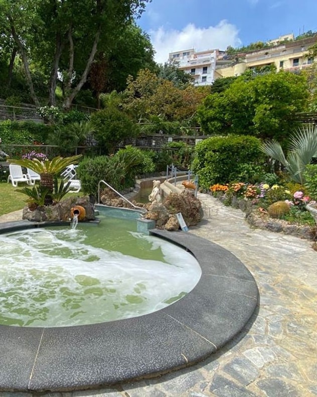 Fortryllende rejse til italiener-øen Ischia billede 5