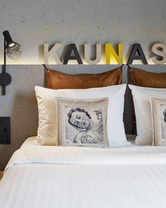Få en budgetvenlig ferie i magiske Kaunas billede 3