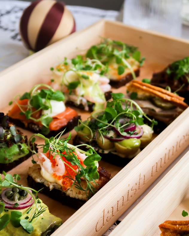 NYHED: ½ PRIS på de nye "Halve"-Smørrebrødsvidundere fra Danish Minies billede 2