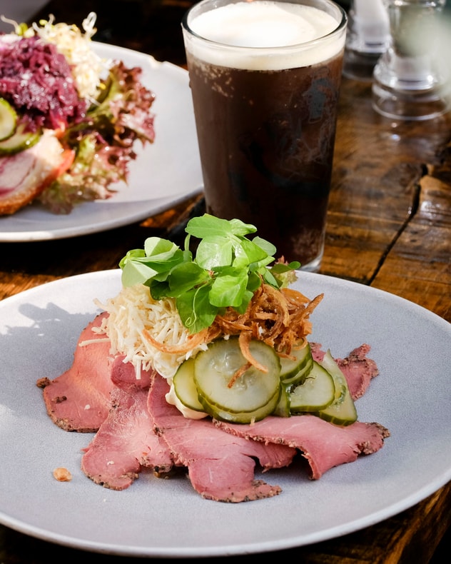 2 Valgfri Stykker Smørrebrød - Madhuset Dragør billede 3