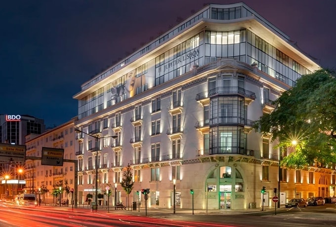 Bo centralt i smukke Lissabon