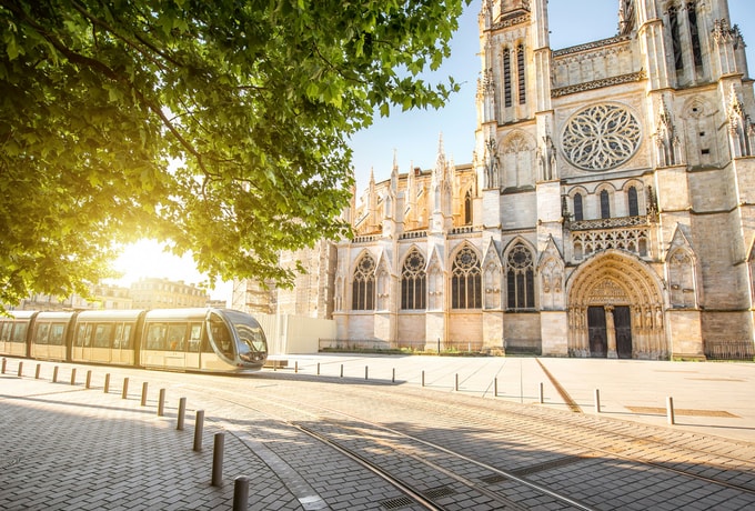 Sommer i charmerende Bordeaux