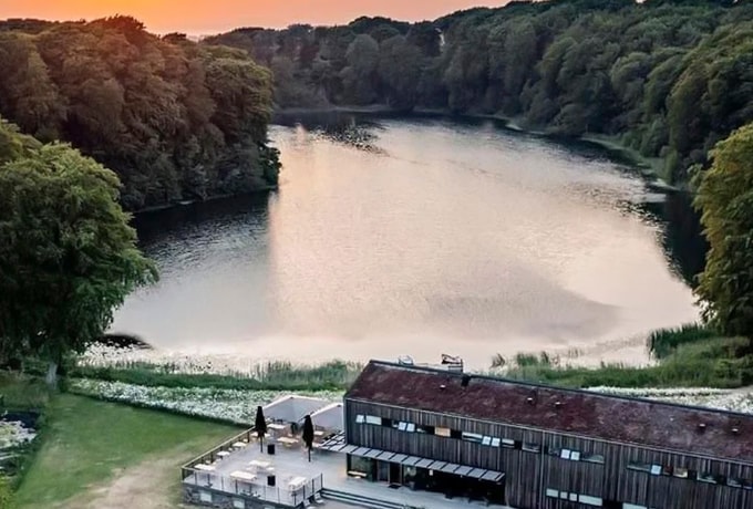 Oplev Villa Huno ved Møns Klint