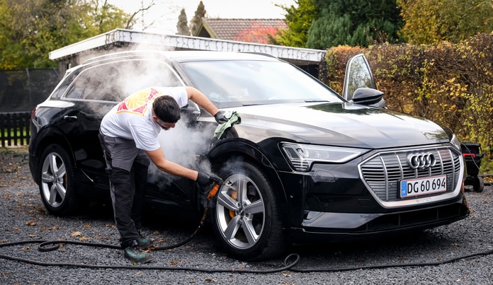 Udkørende Bilrengøring - Lion Carwash